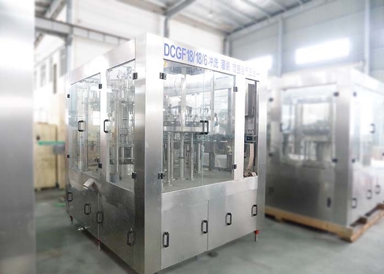 Κίνα Πλαστικό μπουκαλιών μικρής κλίμακας ποτό Carbonator dcgf24-24-8 εξοπλισμού σόδας εμφιαλώνοντας προμηθευτής