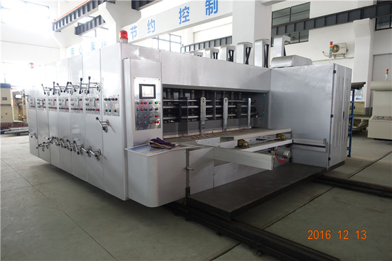 Κίνα Μικρό ζαρωμένο κιβώτιο χαρτοκιβωτίων που κατασκευάζει τη μηχανή 4 χρώματα Flexographic εκτύπωση προμηθευτής