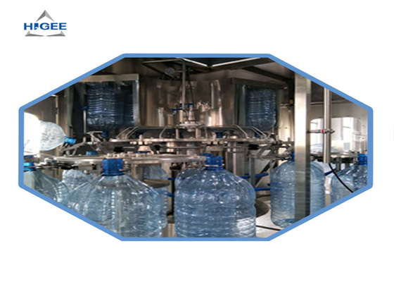 Κίνα 5 λίτρου αυτόματος νερού πλήρωσης εμφιαλώνοντας εξοπλισμός ποτών μηχανών ενωμένος με διοξείδιο του άνθρακα προμηθευτής
