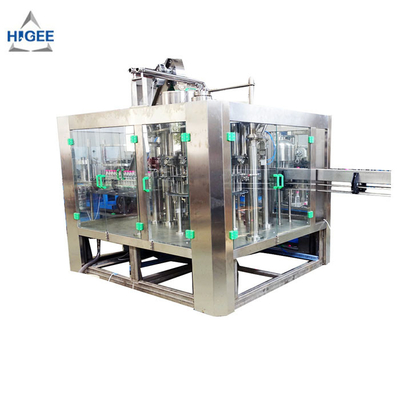 Κίνα Υψηλή μηχανή πλήρωσης πόσιμου νερού ακρίβειας/3 σε 1 υγρή μηχανή πλήρωσης προμηθευτής